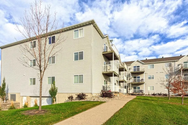 39th Street Apartments