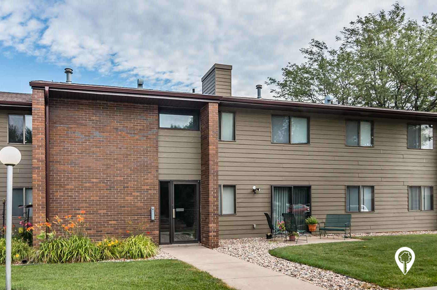 J & M Real Estate Group - 46West Apartments