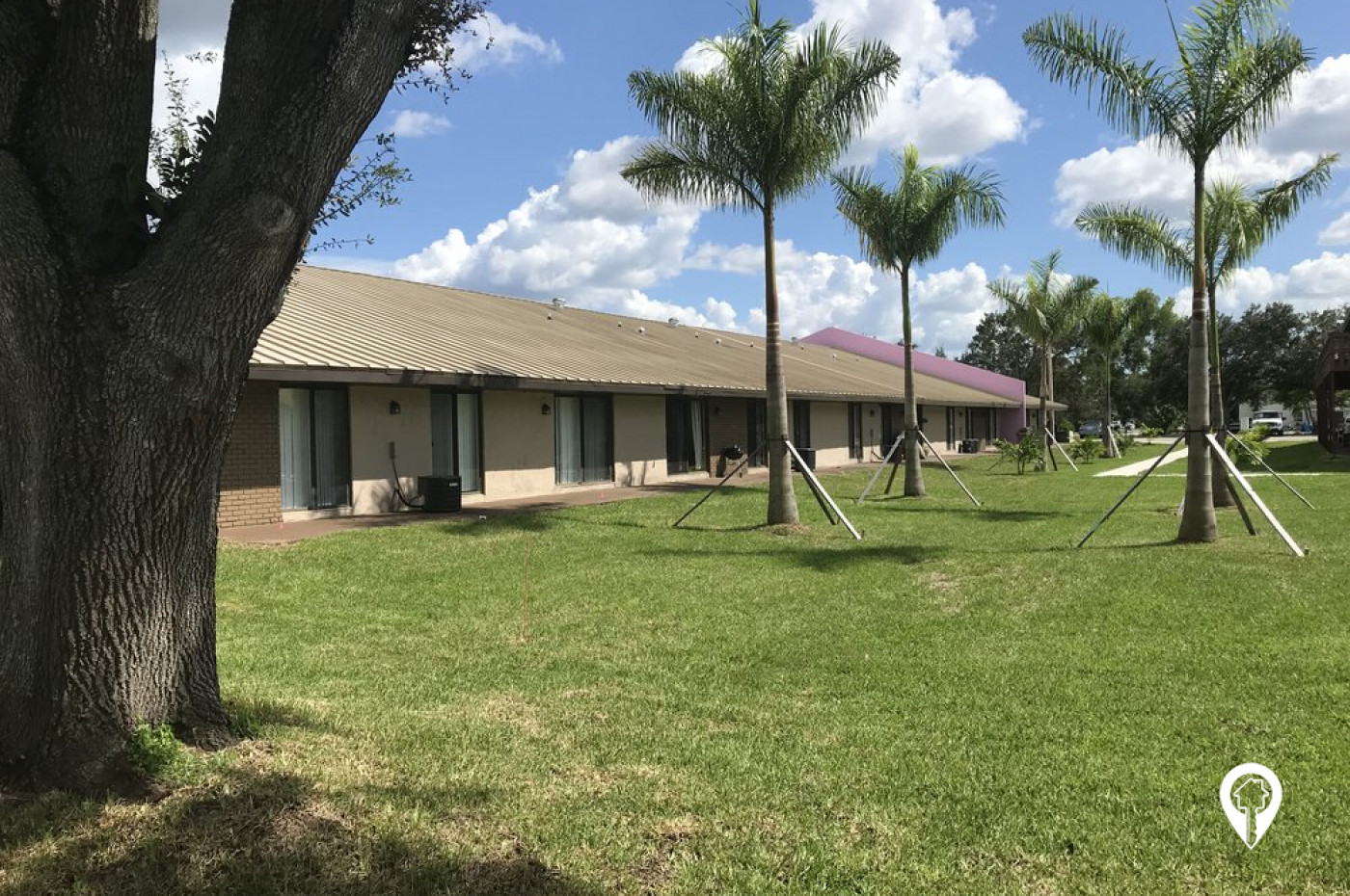 Babinski Properties - Oaks At Naples Apartments