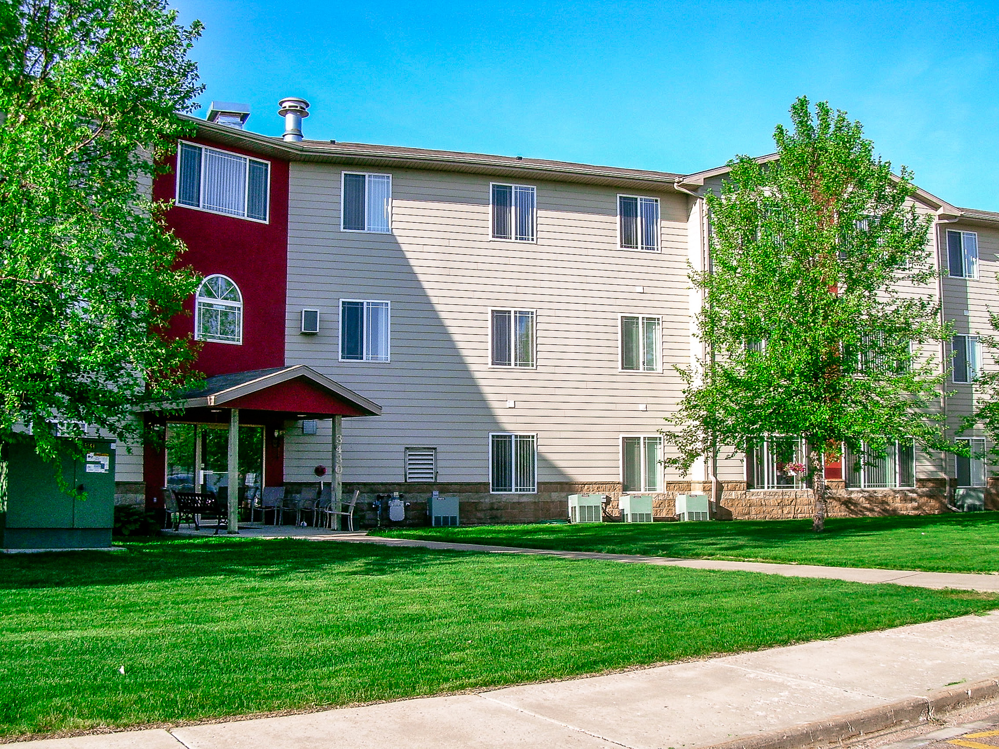 Pinehurst Apartments