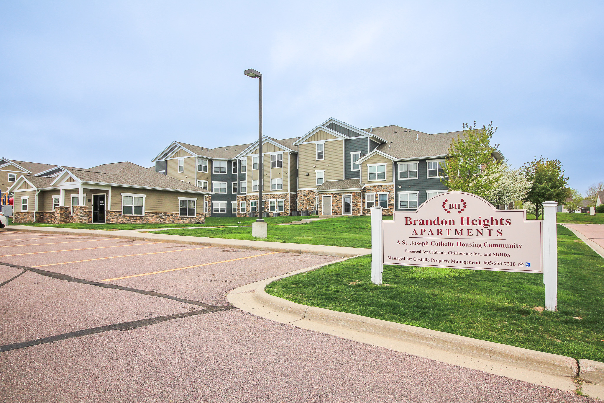 Brandon Heights Apartments