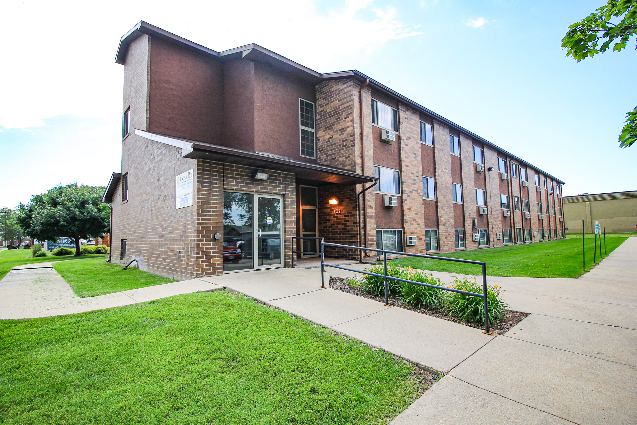 StoneBridge Apartments